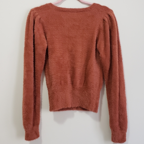ASTR the label fuzzy square neck cropped sweater - Picture 6 of 7